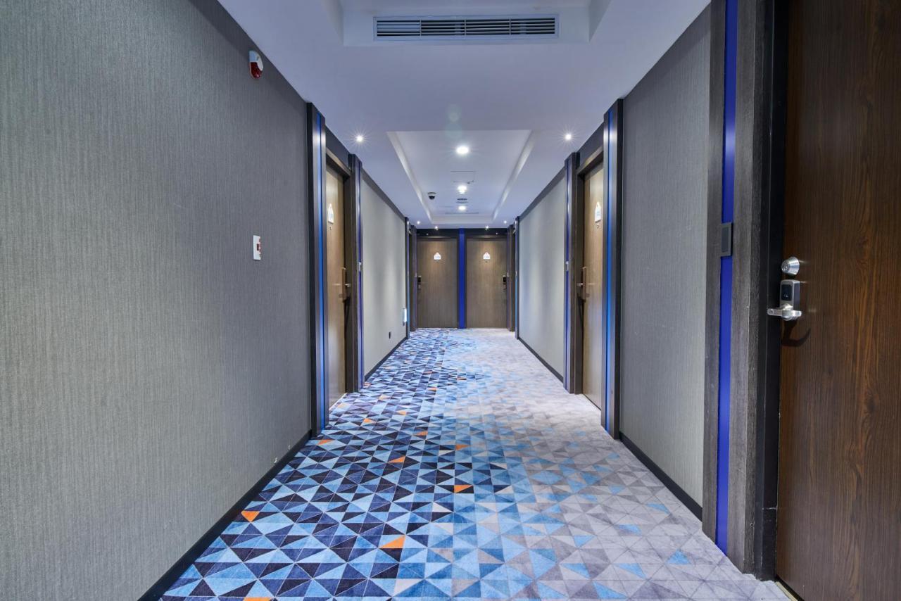 Holiday Inn Express Kaohsiung Love River By Ihg Extérieur photo