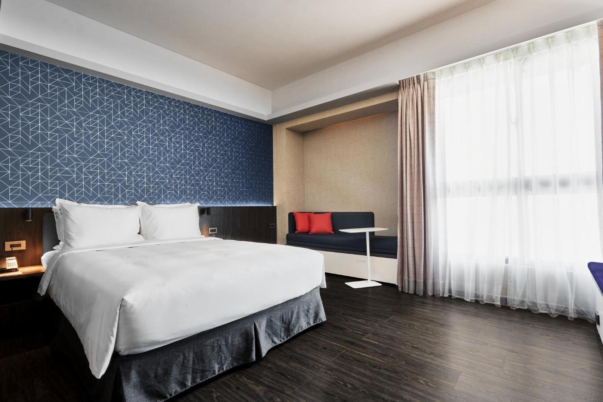 Holiday Inn Express Kaohsiung Love River By Ihg Extérieur photo