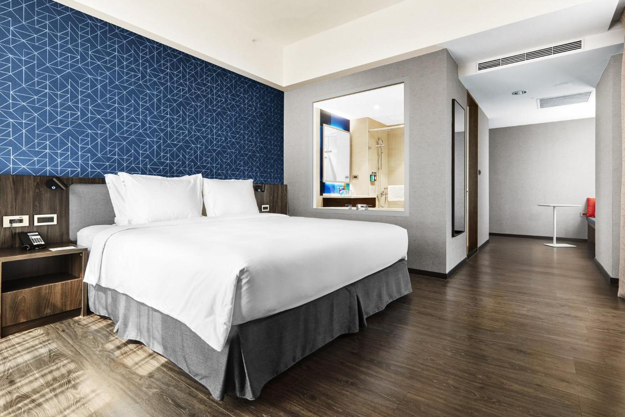 Holiday Inn Express Kaohsiung Love River By Ihg Extérieur photo