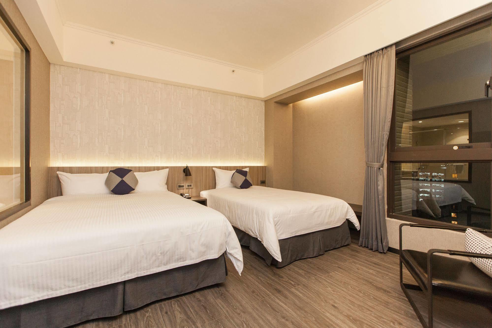 Holiday Inn Express Kaohsiung Love River By Ihg Extérieur photo